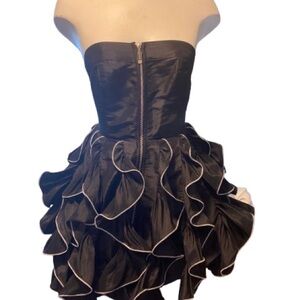 ♥️ Daisy Brand Betsey Johnson Black Strapless Ruffled Dress Size M